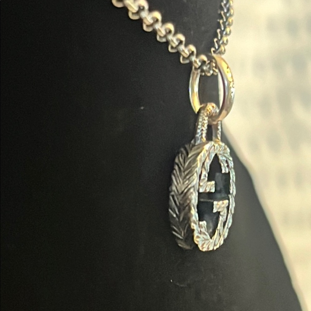 Gucci Interlocking G Arabesque Pendant Necklace A… - image 8